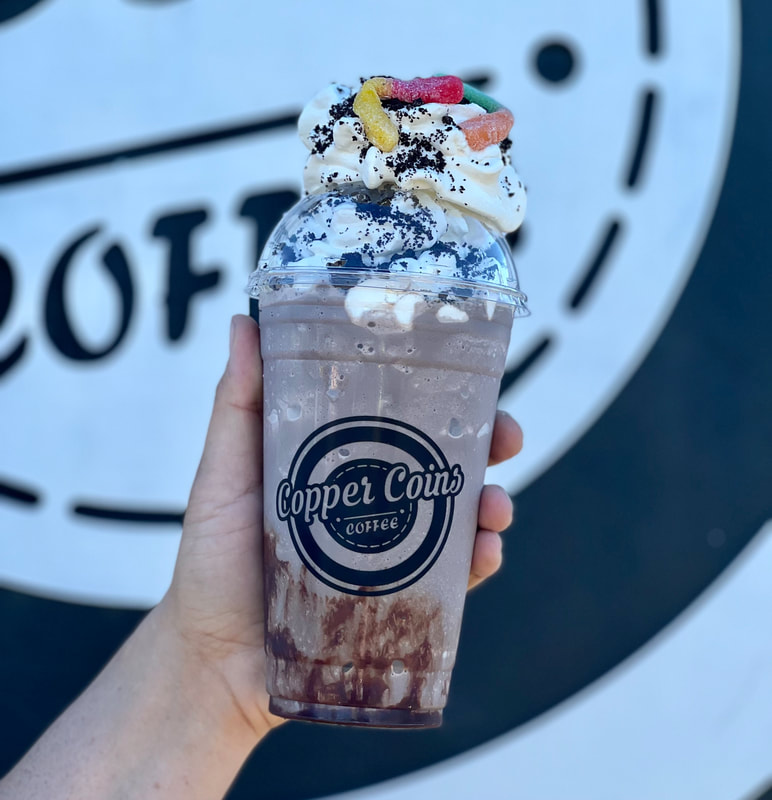 This is a blended frappe made to taste like an oreo. This comes with crushed oreos, and sour gummy worms.
Want it with caffeine? Ask and you shall reveive
